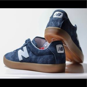 new balance tempus suede